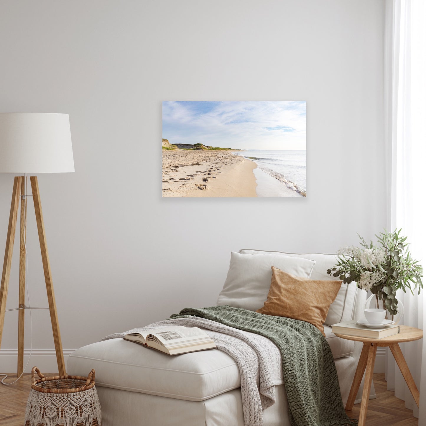 Promenades sur la plage des Îles-de-la-Madeleine, bonheur ensoleillé